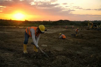 Photograph illustrating water management in Ecuador