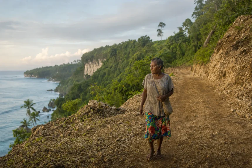 Photograph illustrating infrastructure in Papua New Guinea