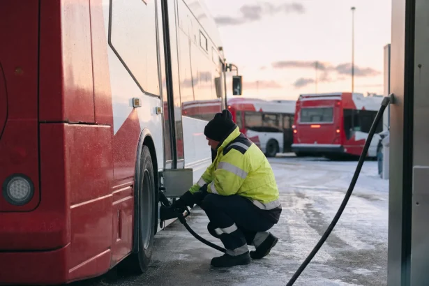 Photograph illustrating public transport in Canada