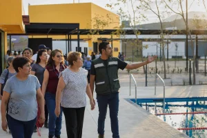Photograph illustrating public infrastructure in Mexico