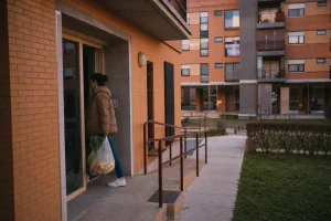 Photograph illustrating housing in Spain